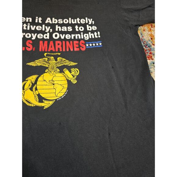 Vintage 90's US Marines Destroyed Overnight Graphic T-Shirt Size S/M Military - Picture 3 of 9